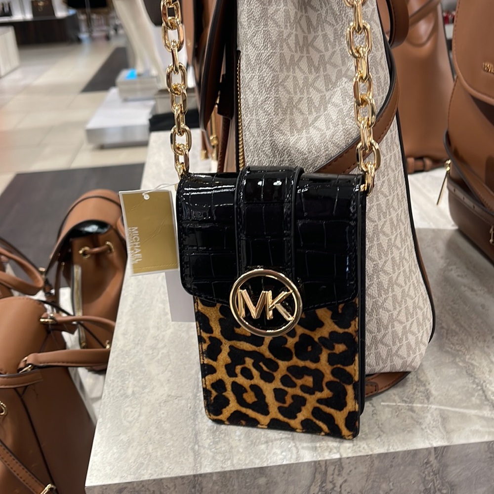 Michael Kors Carmen Small NS Phone XBODY HairCalf
Black Multi - Picture 4 of 16